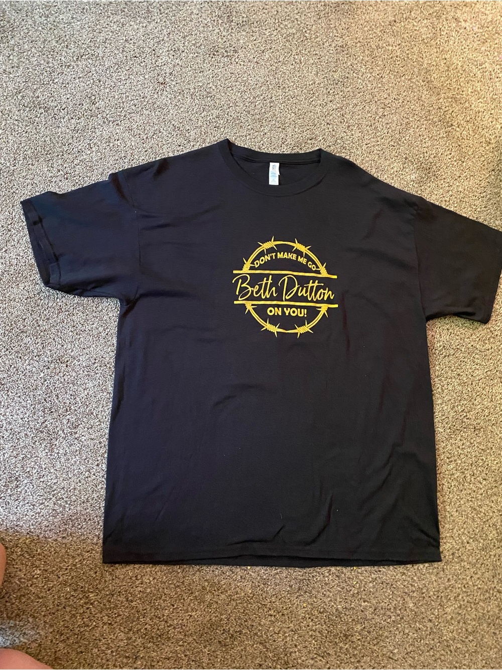 Women’s XL Beth Dutton Graphic Tee